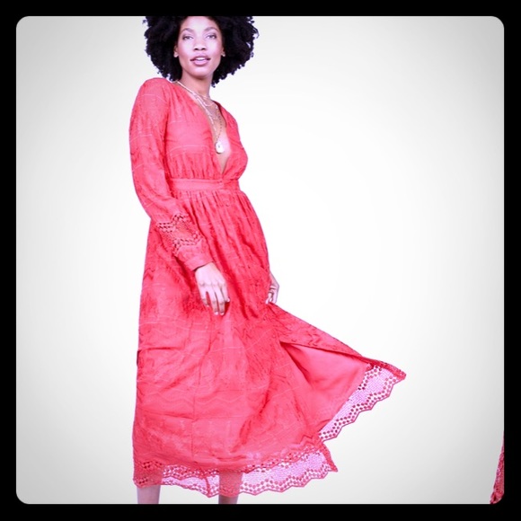 Le Tote Olivia Culpo dress - Picture 2 of 8